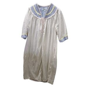 Vintage Styled by Saybury Pastel Striped ZipUp 3/4 Sleeve House Coat Robe Duster